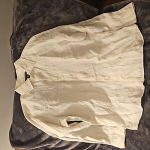 Banana Republic Men's White Linen Button Down Shirt